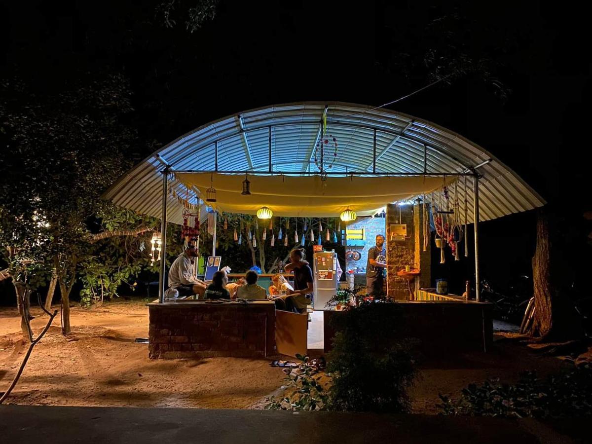 The Dreamcatcher Albergue Auroville Exterior foto